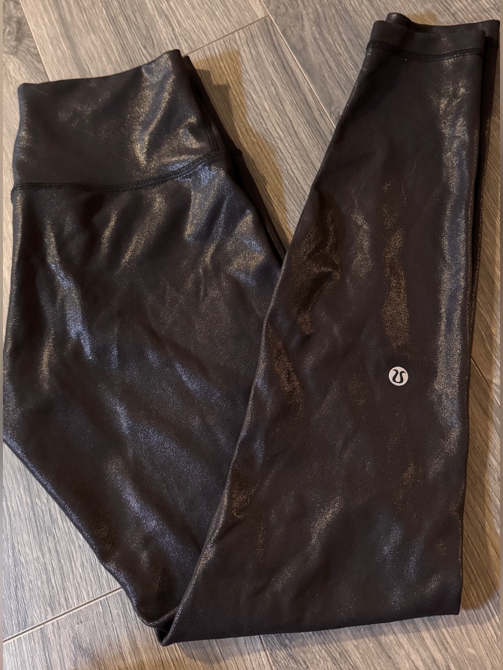 Lululemon Align High-Rise leggings featuring a shiny foil